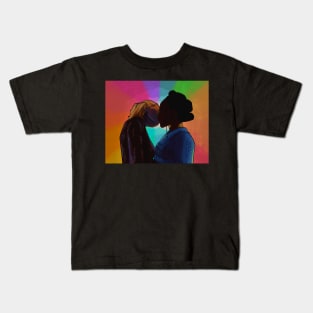 Tara and Darcy Heartstopper kiss scene Kids T-Shirt